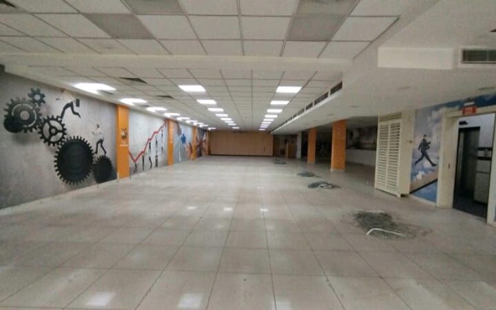 janakpuri space for rent