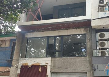 Space for rent in bali nagar Delhi