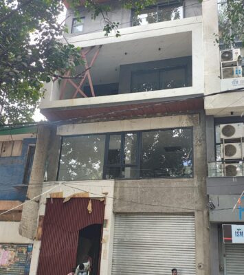 Space for rent in bali nagar Delhi