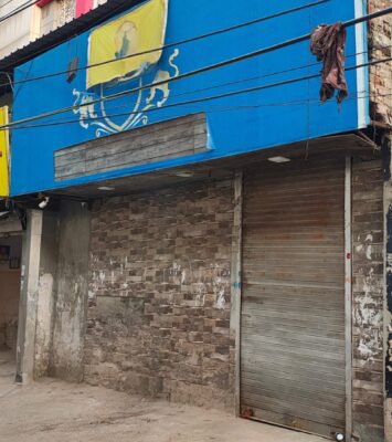 Space for rent in Moti Nagar