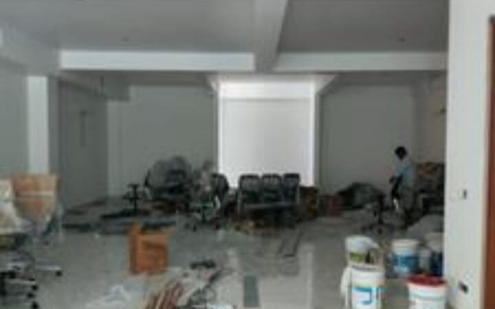 Shop for rent in Indirapuram