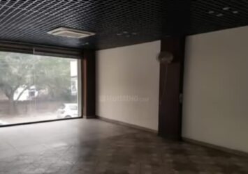 Space for rent in Dwarka sector 7 delhi