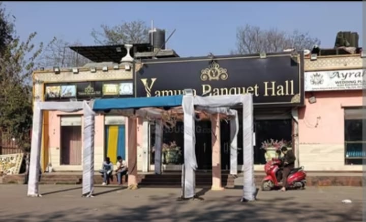 Shop for rent in Shaheen Bagh Jamia Delhi