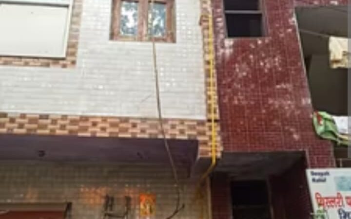 Space for rent in Laxmi Nagar Delhi