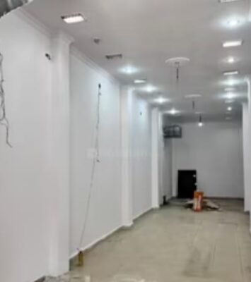 Space for rent in Laxmi Nagar Delhi