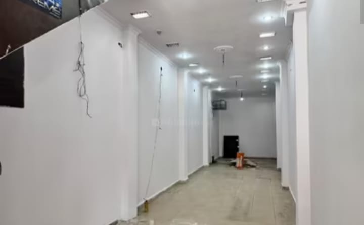 Space for rent in Laxmi Nagar Delhi