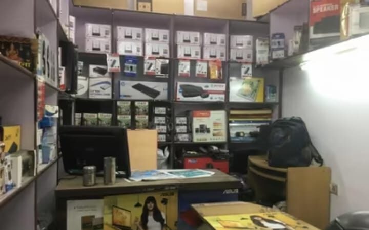 Space for rent in Mandawali Delhi