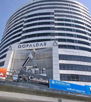 Space for rent in Connaught Place Delhi