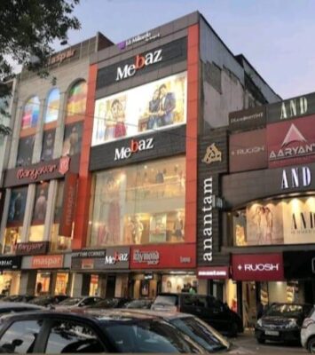 Space for rent in South extension 1 Delhi