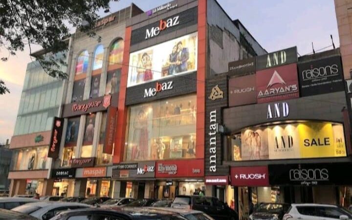 Space for rent in South extension 1 Delhi