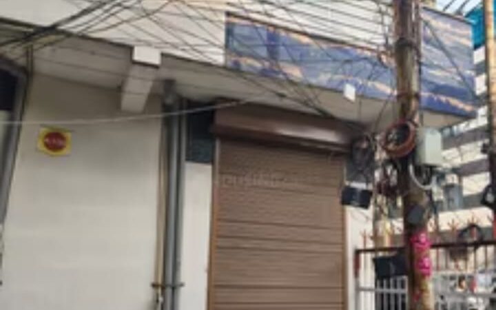 Space for rent in Shalimar garden